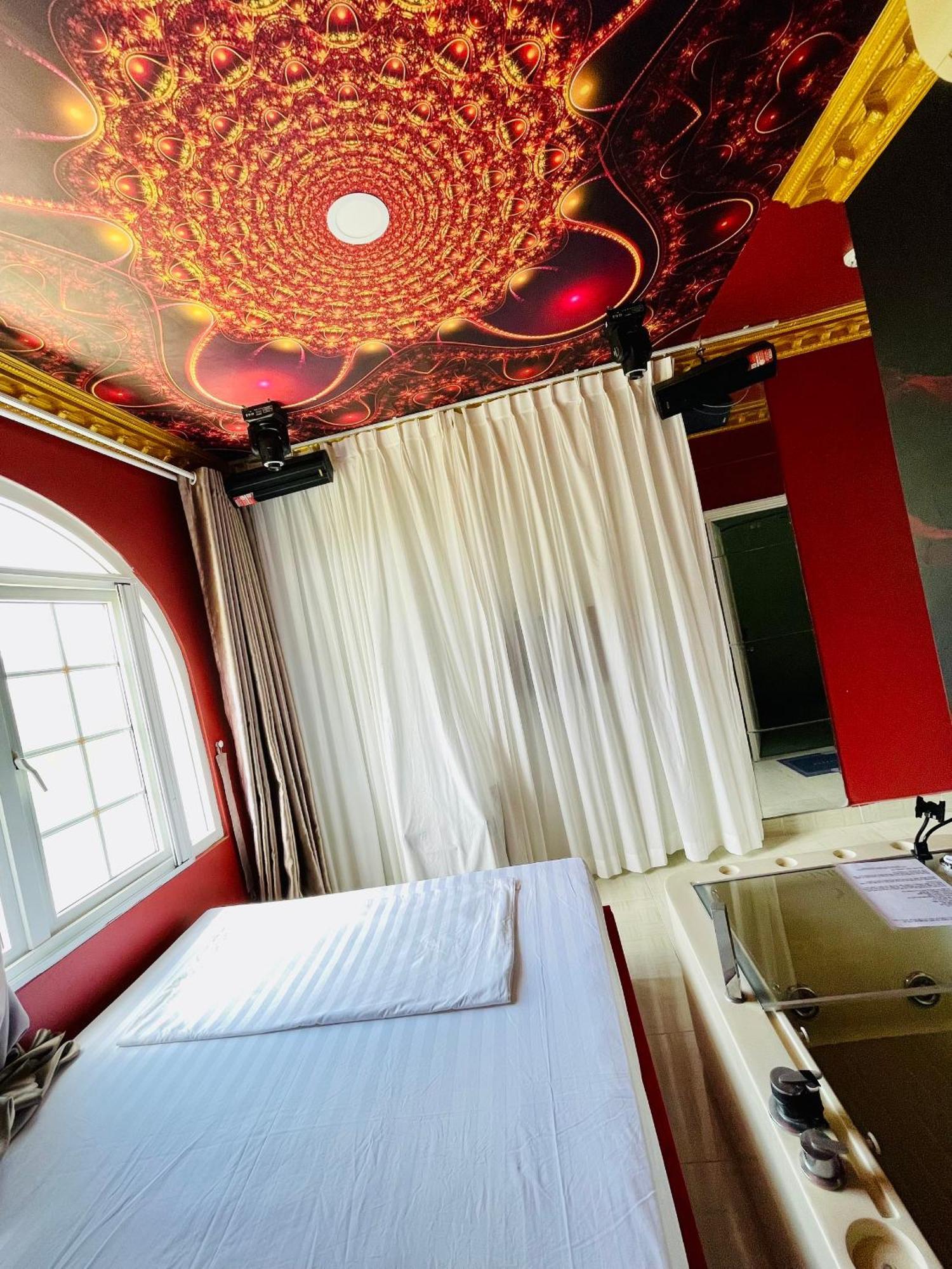 Vinbath Check In Apartment На Транг Екстериор снимка